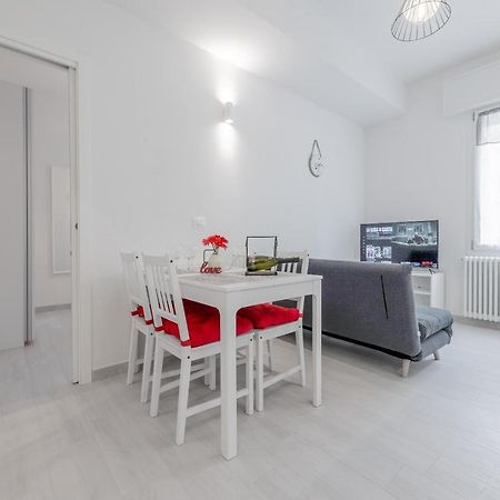 Realkasa City Center Flat Bologna Bagian luar foto