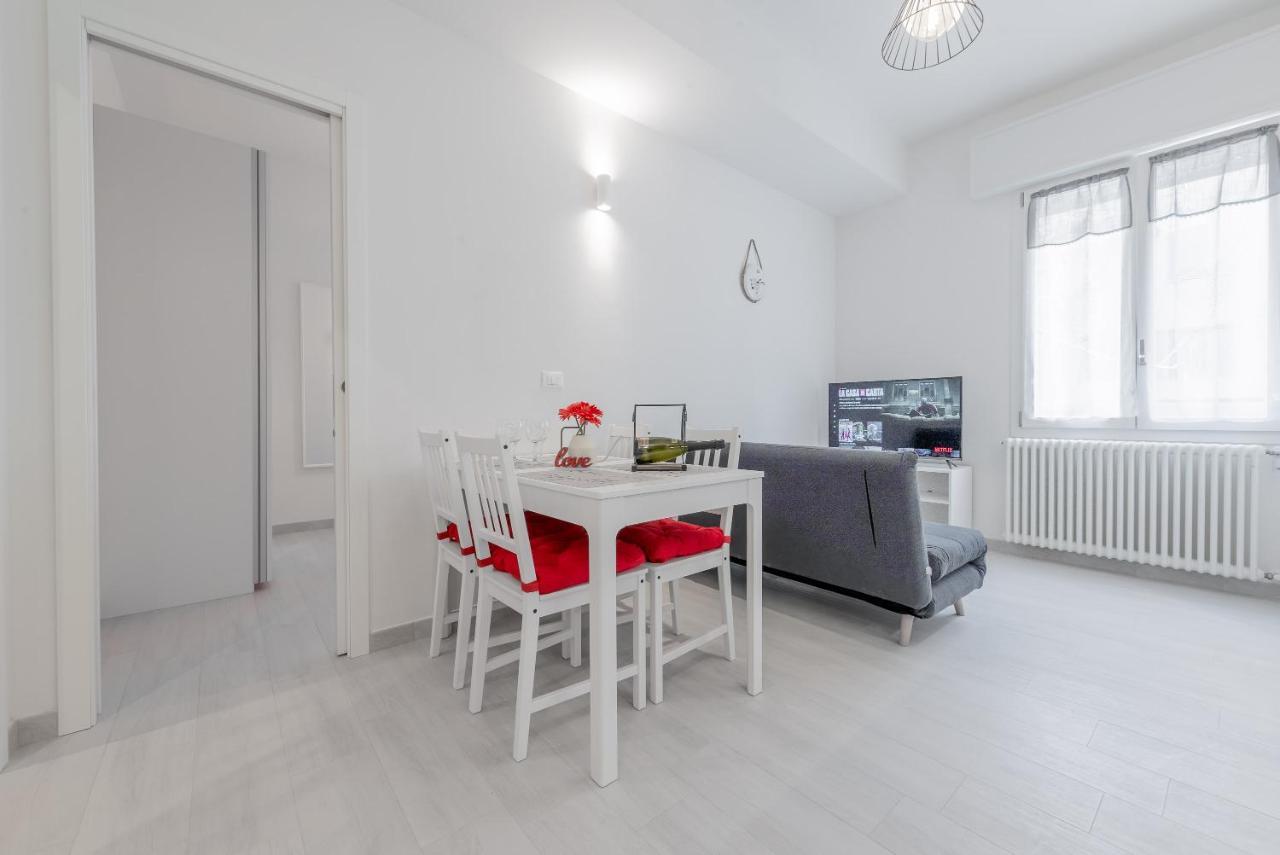 Realkasa City Center Flat Bologna Bagian luar foto